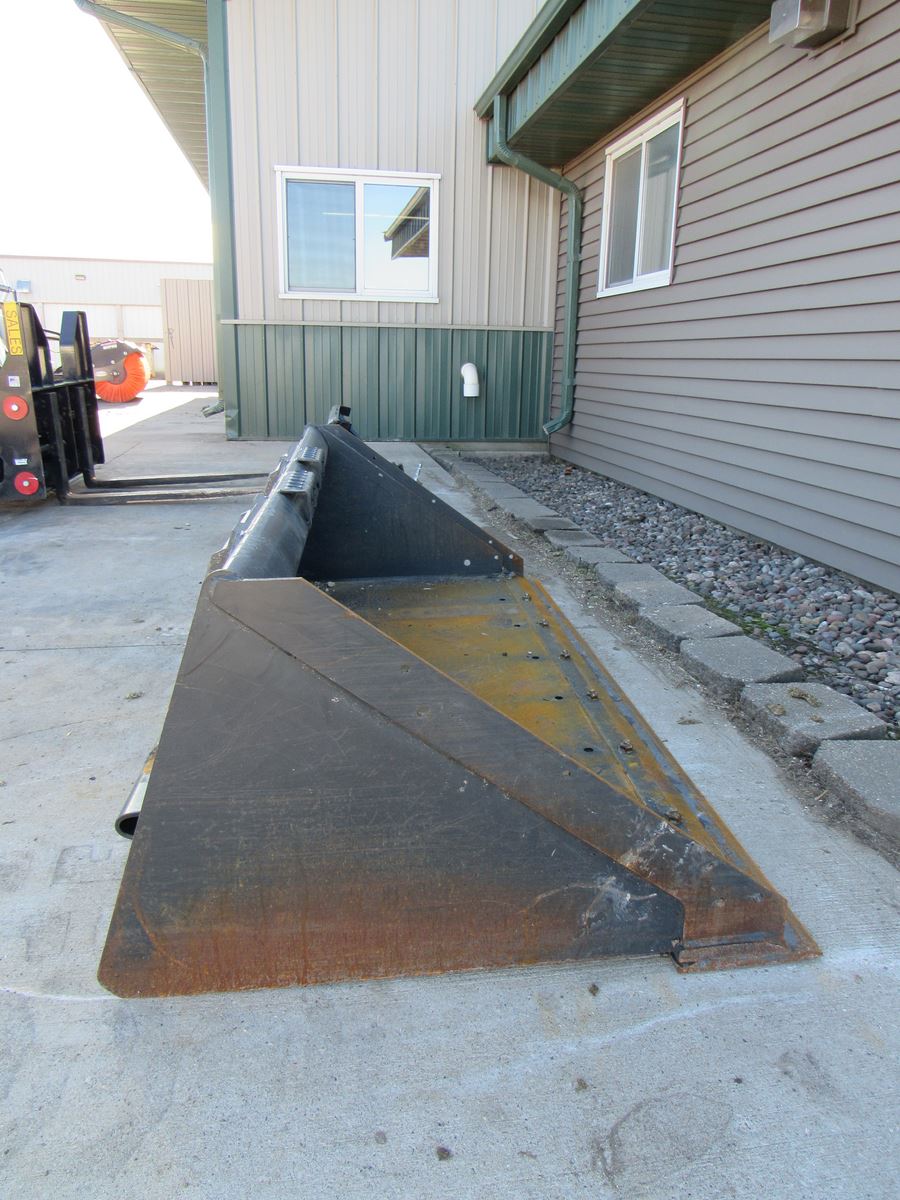 22-106-74in-Bucket-3.jpg